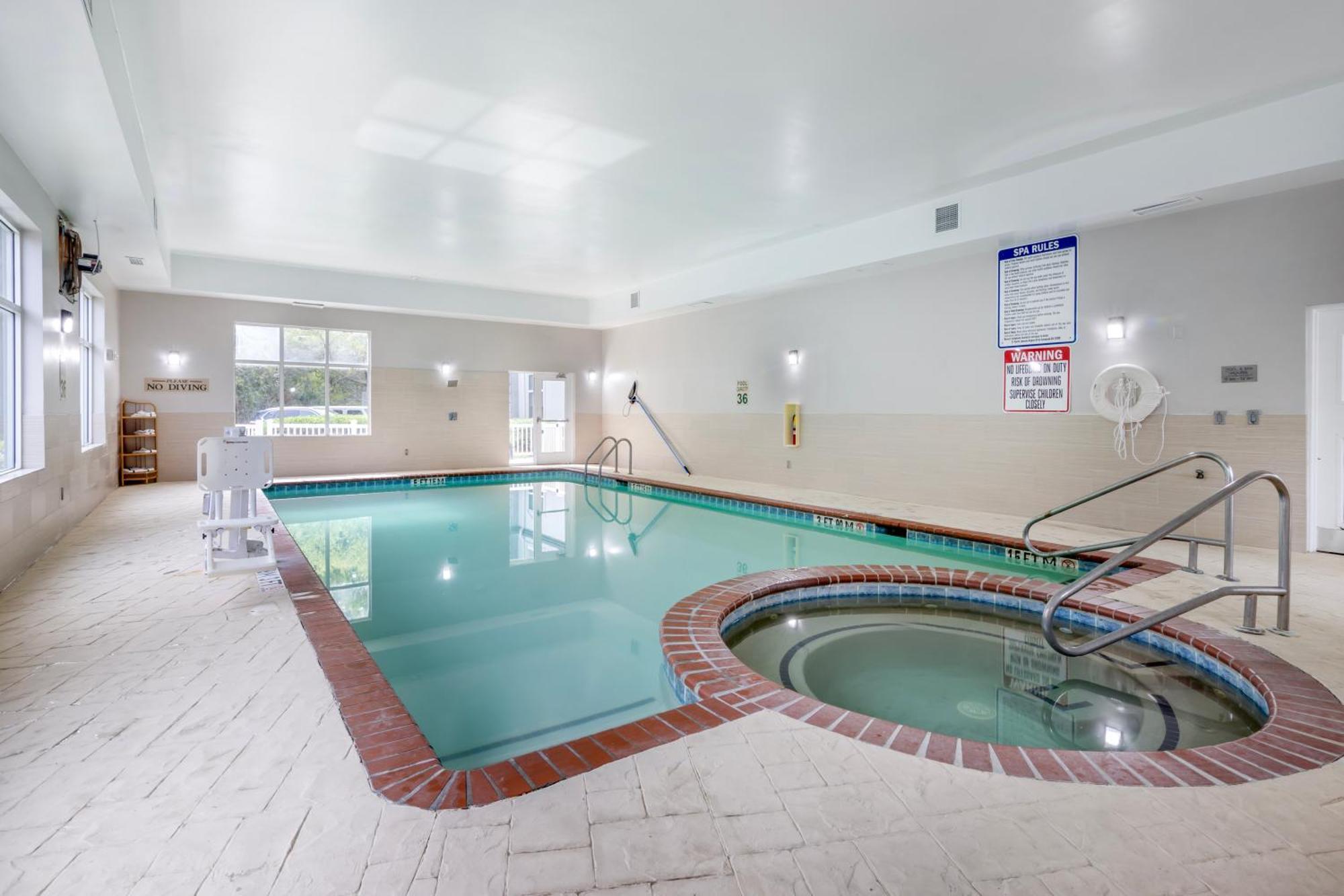 Country Inn & Suites By Radisson, Savannah Airport, Ga Exteriör bild