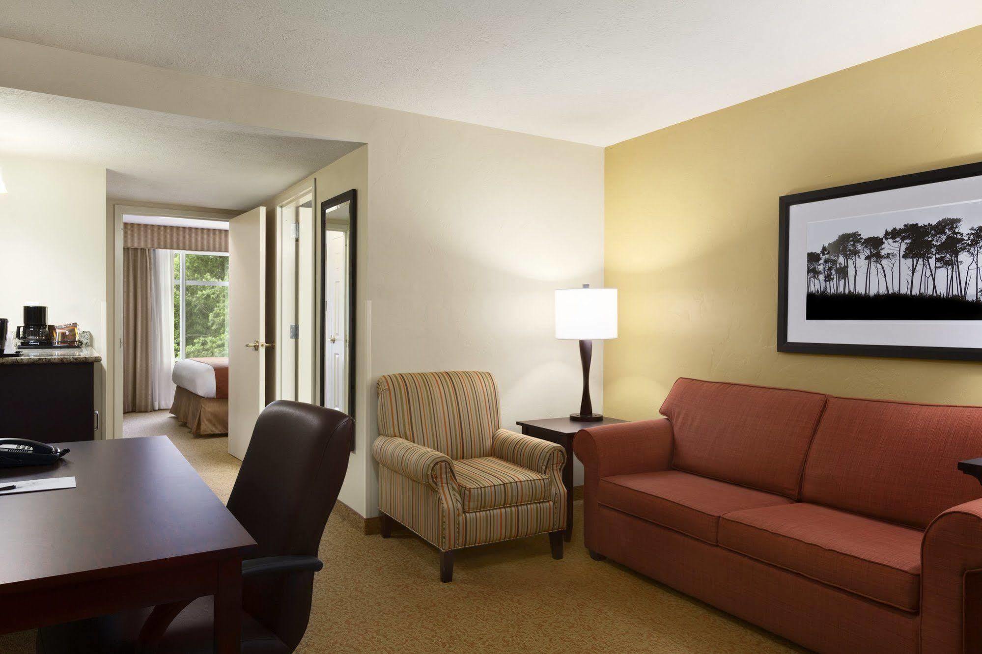 Country Inn & Suites By Radisson, Savannah Airport, Ga Exteriör bild
